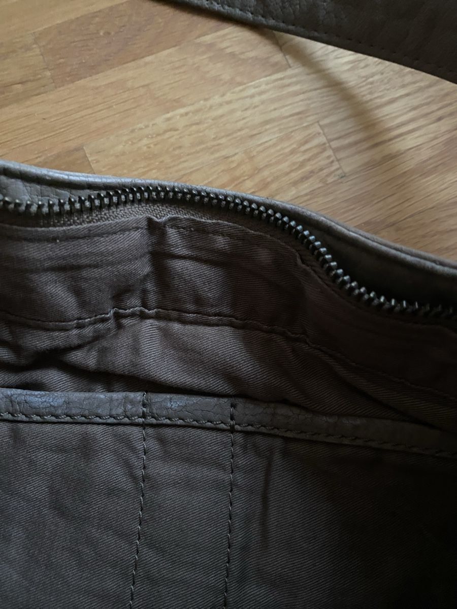 Borse da donna: Depeche Tasche Leder mit Nieten – Usato da Winterthur venduto da heart 3