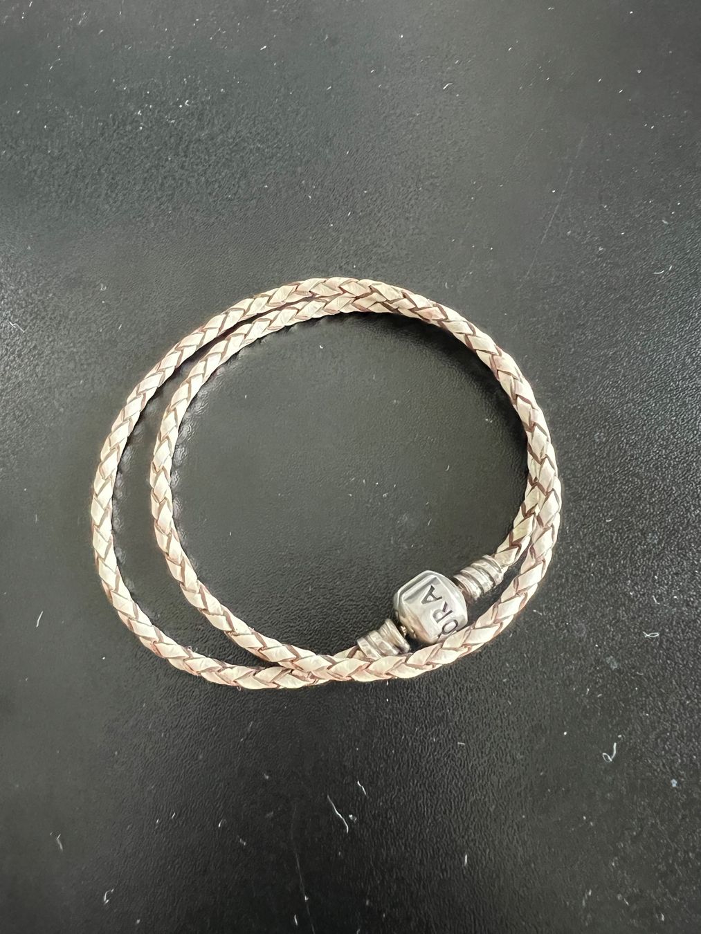 Pandora Bracciali & Braccialetti: Pandora Lederarmband 39cm lang – Nuovo (secondo la descrizione) da Toffen venduto da Vanessa_Germann