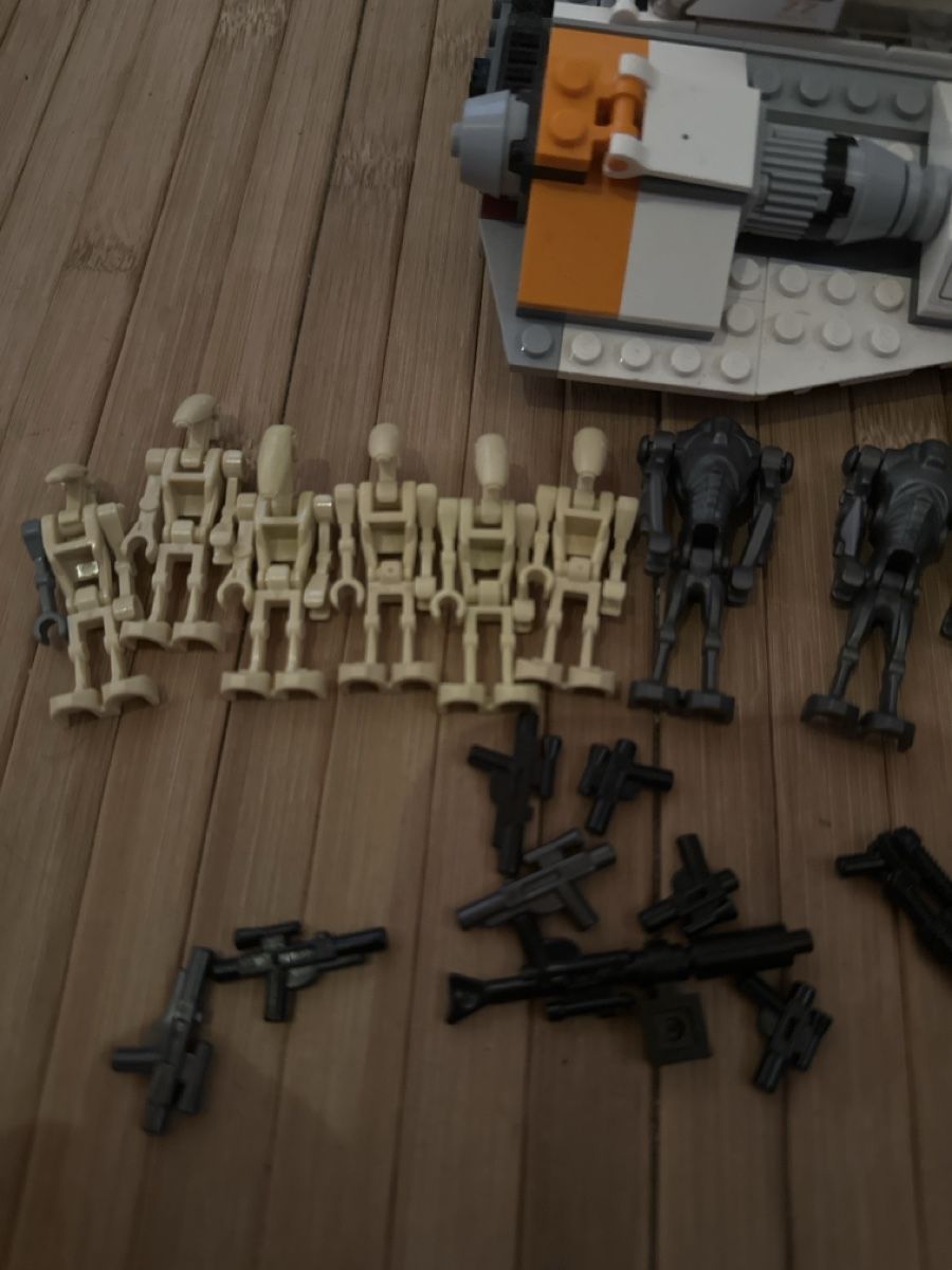 Lego Giocattoli: Lego Star Wars snow speeder figuren – Usato da Lützelflüh-Goldb venduto da ama_l2lp 2