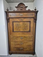Sekretär, Holzschrank