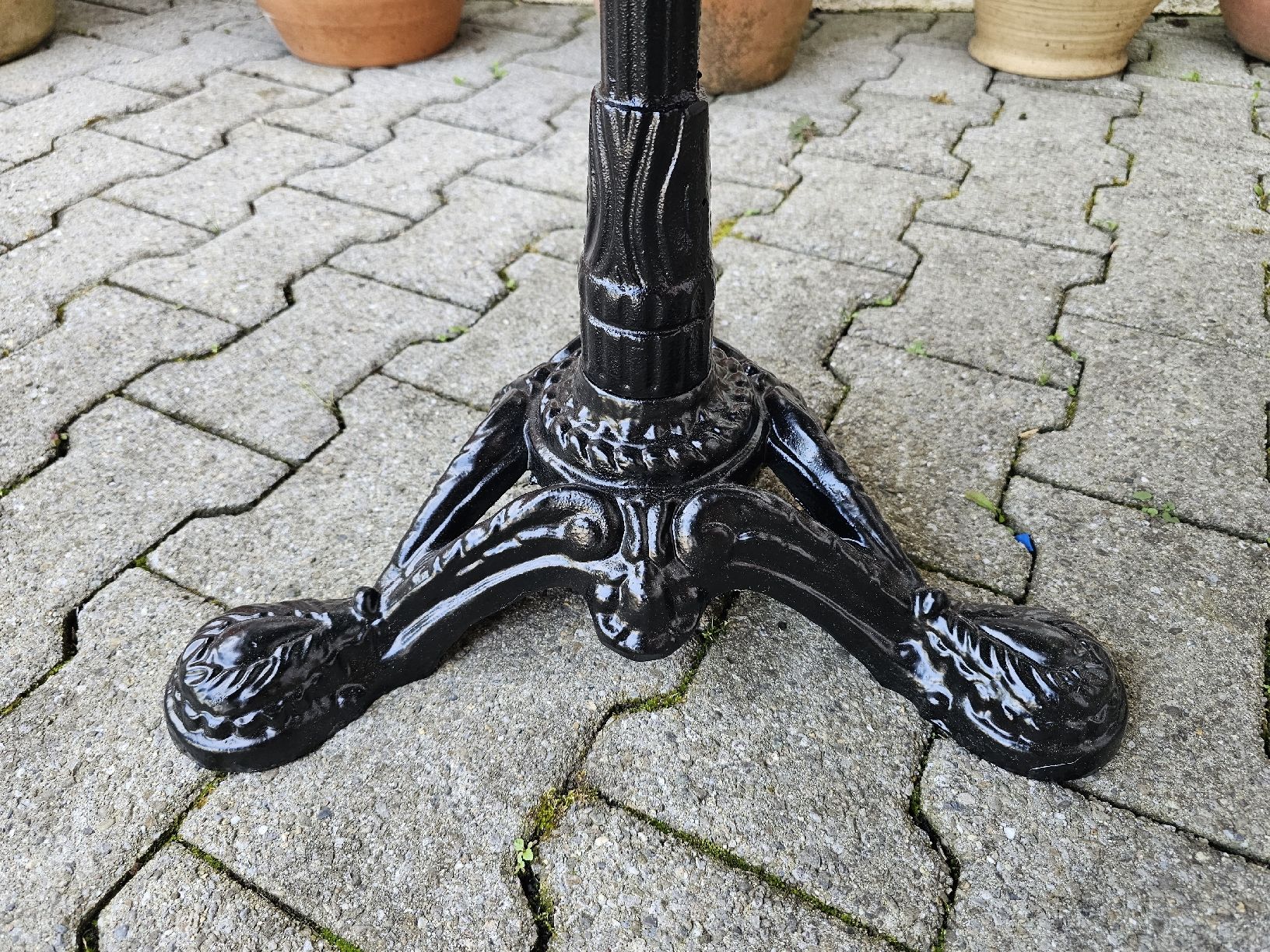 Tavoli: Granittisch Gartentisch Bistrotisch – Usato da Villnachern venduto da hasta08 5