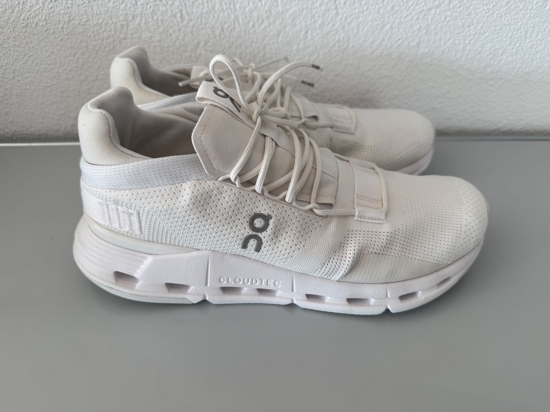 On Herrenschuhe: On Cloudnova 2 in weiss, Grösse 43 – Gebraucht aus Winterthur von Louvre91 1