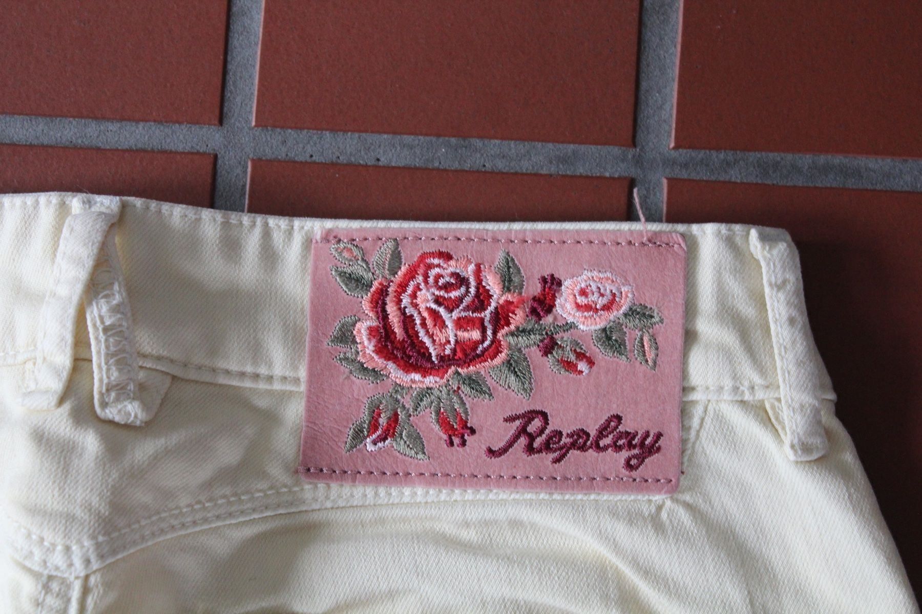 Replay Jeans: Replay Radixes Jeans Gr.26/32 – Gebraucht aus Zürich von JOD213 5