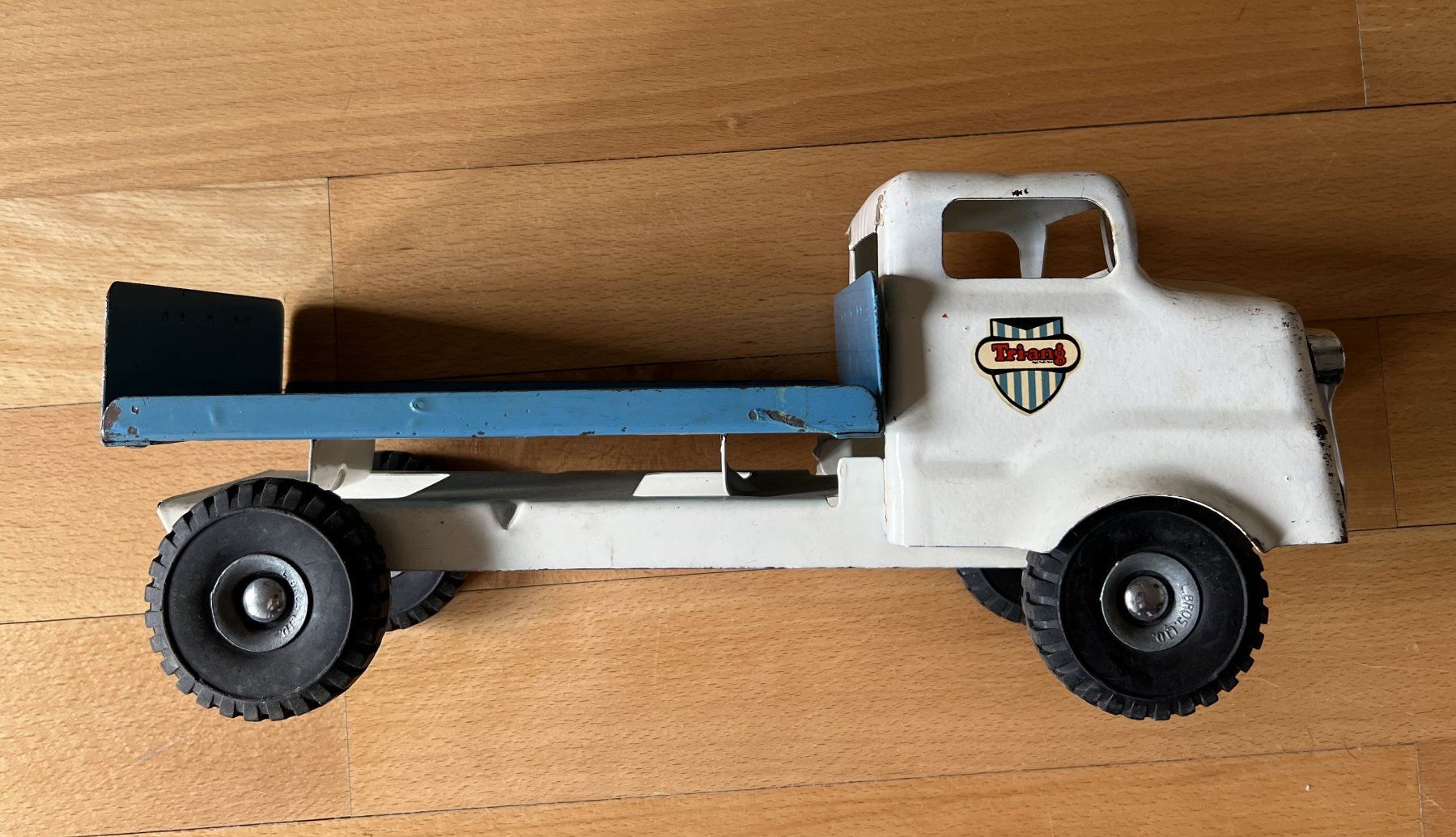 Giocattoli: Triang Camion, antiker Lastwagen – Usato da Basel venduto da sommertruum 2