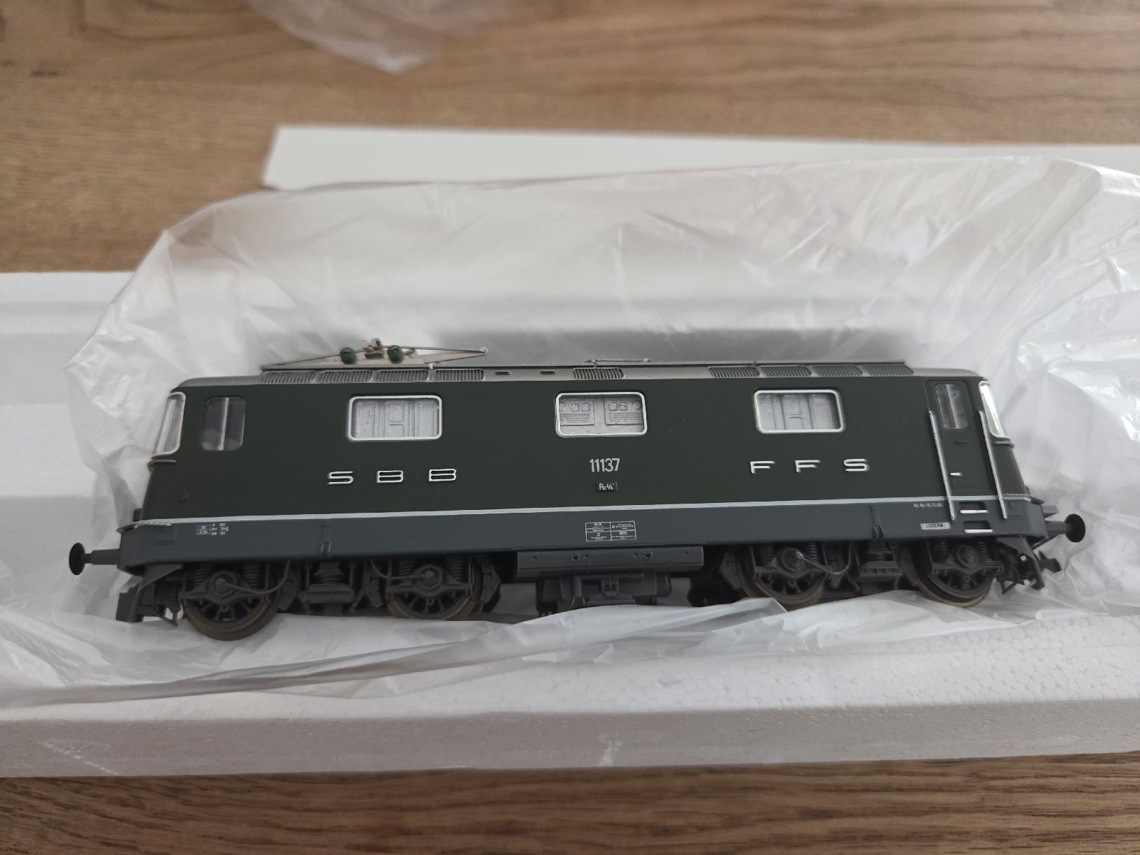 Rivarossi Modelleisenbahnen: Rivarossi 1650 Re 4/4 II SBB – Gebraucht aus Berikon von TopLok1 1