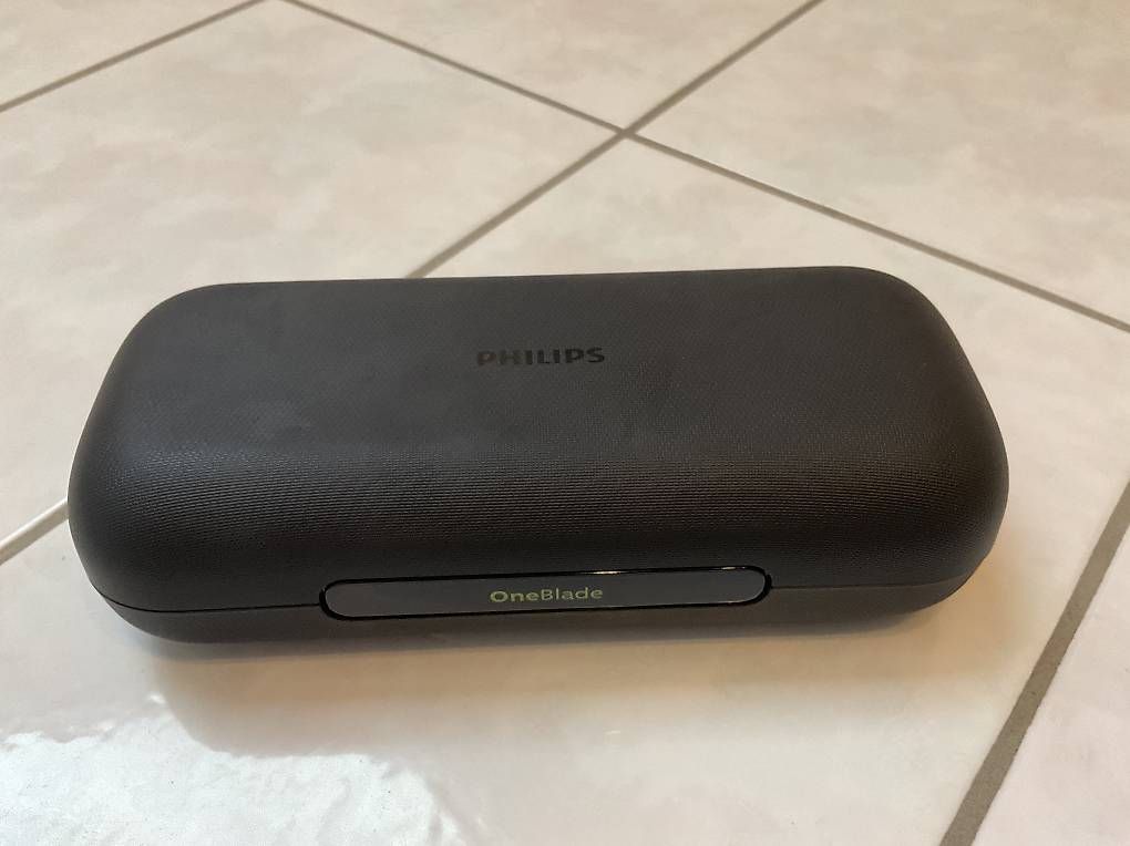 Rasoi & Lamette da barba: Rasierer OneBlade von Philips – Usato da Etziken venduto da Hugo94 3