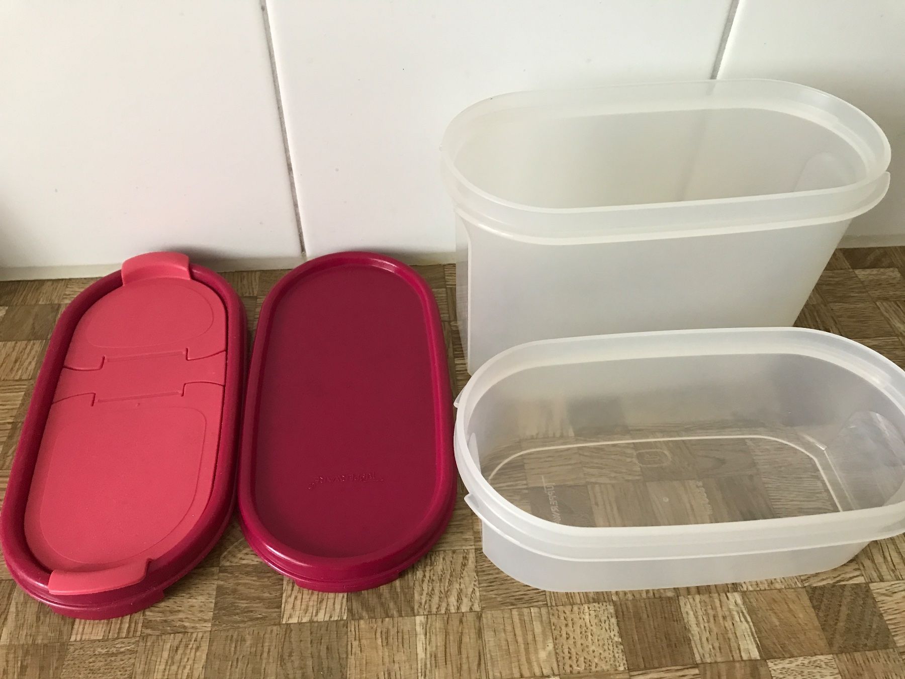 Tupperware Contenitori & Simili: Tupperware 2 Vorratbehälter mit Deckel – Usato da Birmensdorf ZH venduto da Hilhan 2