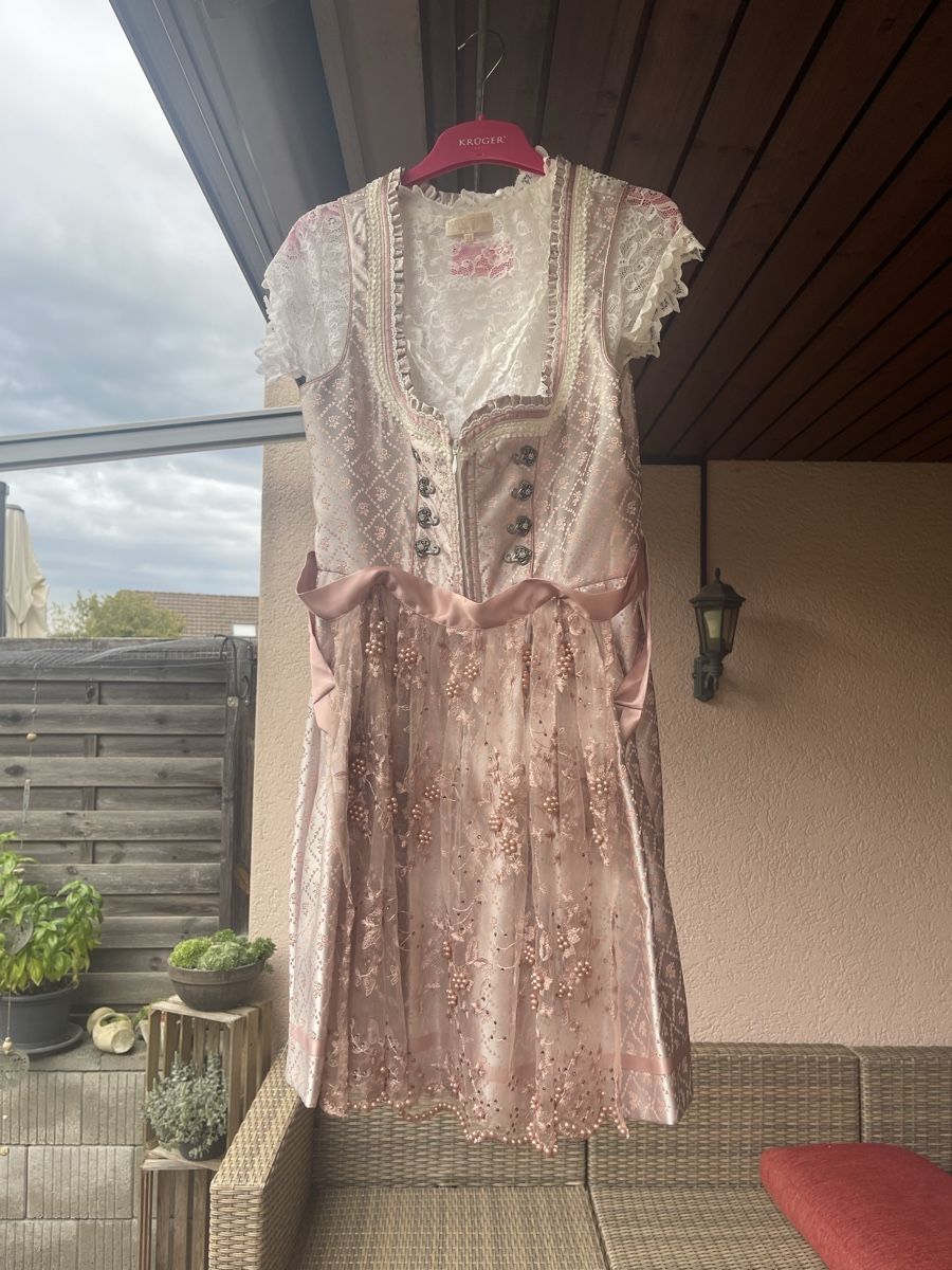 Krüger Vestiti: Dirndl Krüger Grösse 38 rosa mit Spitzenbluse – Nuovo (secondo la descrizione) da Roggwil BE venduto da 7lara7 7