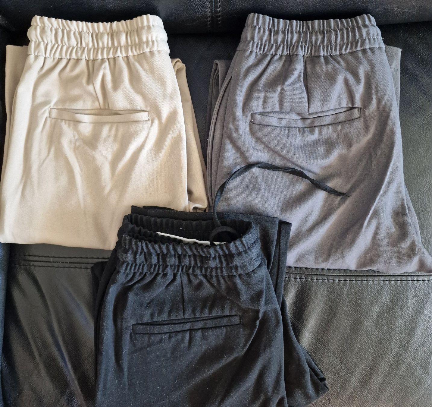 Zara Kleiderpakete: Set von 3 lässige Freizeithosen – Neu (gemäss Beschreibung) aus Zürich von Pero6 5