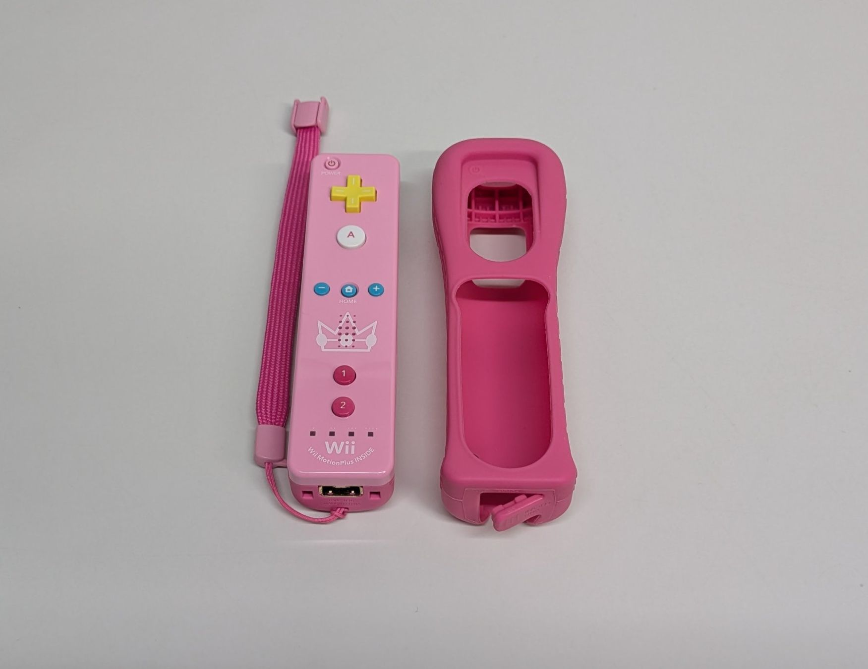 Nintendo Controller: Original Wii Controller im Peach-Design – Usato da Menziken venduto da mame18