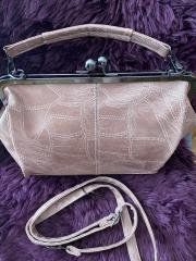Sacs femmes: NEUE HAND-UMHÄNGE-RETRO-TASCHE – D'occasion à pratteln par Mickely1 1