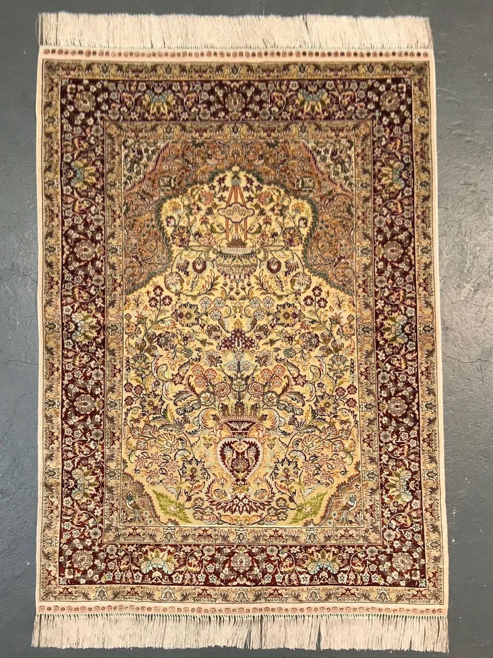 Tappeti: Hereke Seidenteppich sehr fein143x103cm – Usato da Zürich venduto da Artnuvo 2