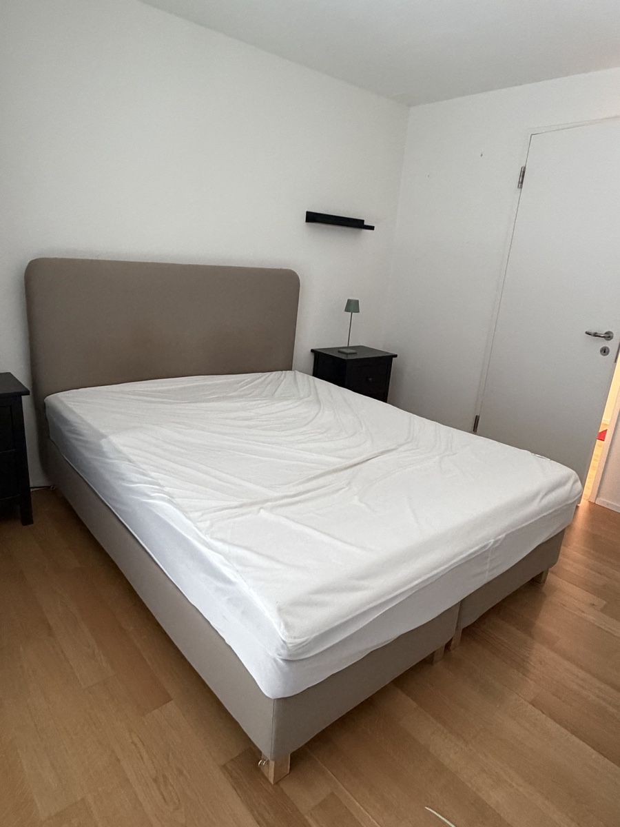 Letti: Boxspringbett beige mit Kopfteil – Usato da Dübendorf venduto da fra_kk6z