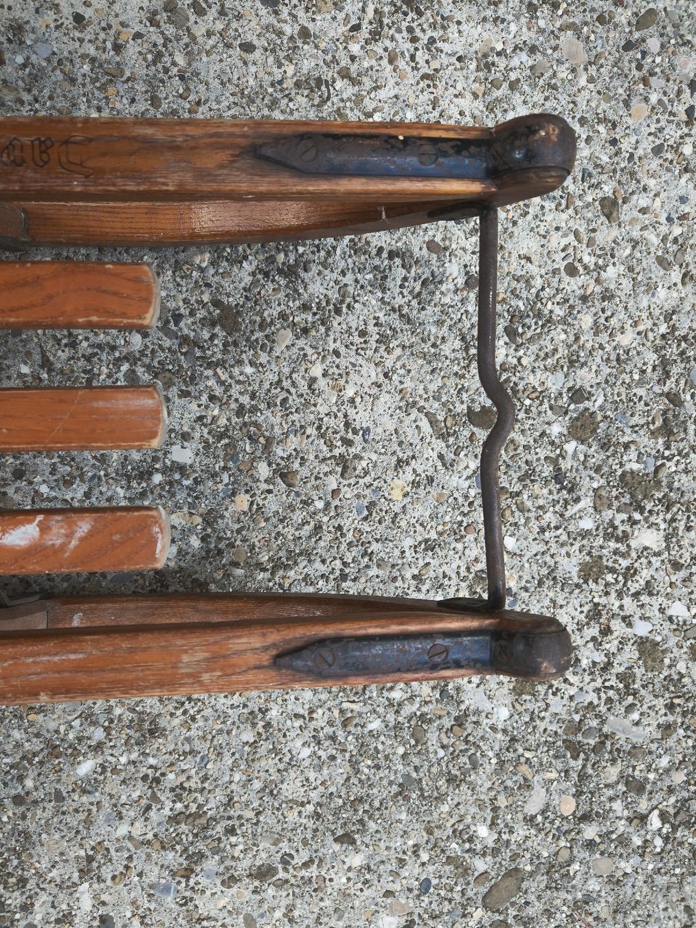 Luge: Schlitten Holz alt – D'occasion à Rüegsauschachen par Solex-Driver 5