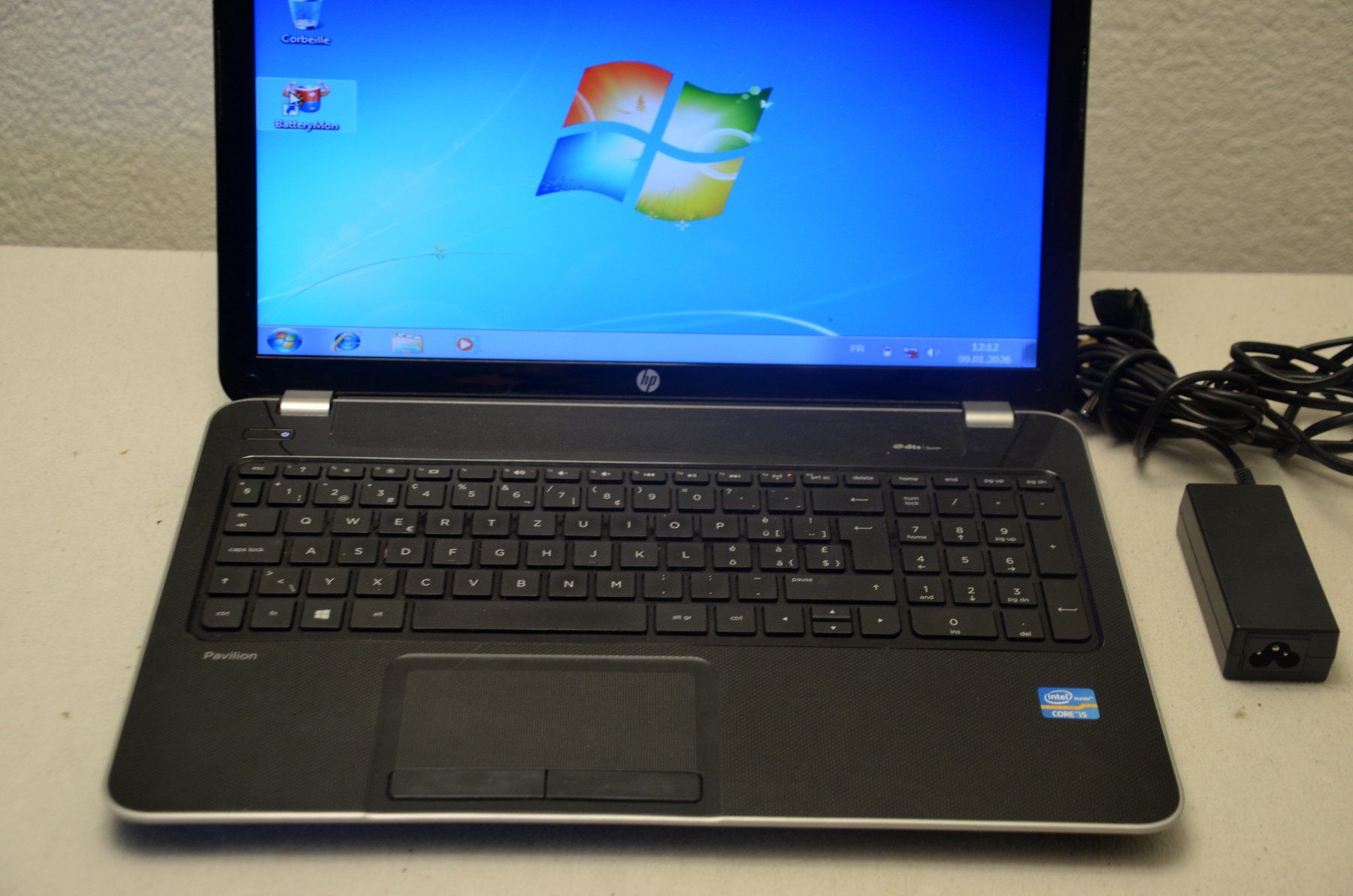 Hewlett Packard Notebooks: Laptop HP Pavilion i5 HDMI 15,8" – Gebraucht aus Collonges von arashee 2