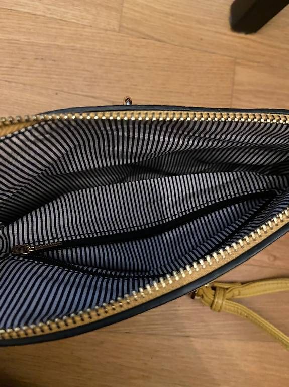 Borse da donna: Gelbe Tasche – Usato da Oberglatt ZH venduto da val_wq29 2