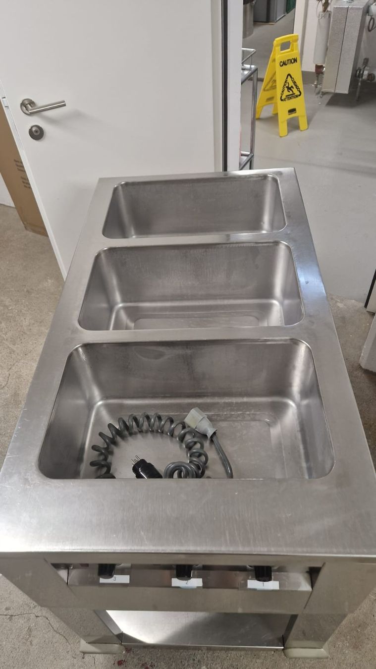 Elettrodomestici da cucina: Bain Marie Wagen - 3 x 1/1GN – Usato da Lungern venduto da Barbados04 6