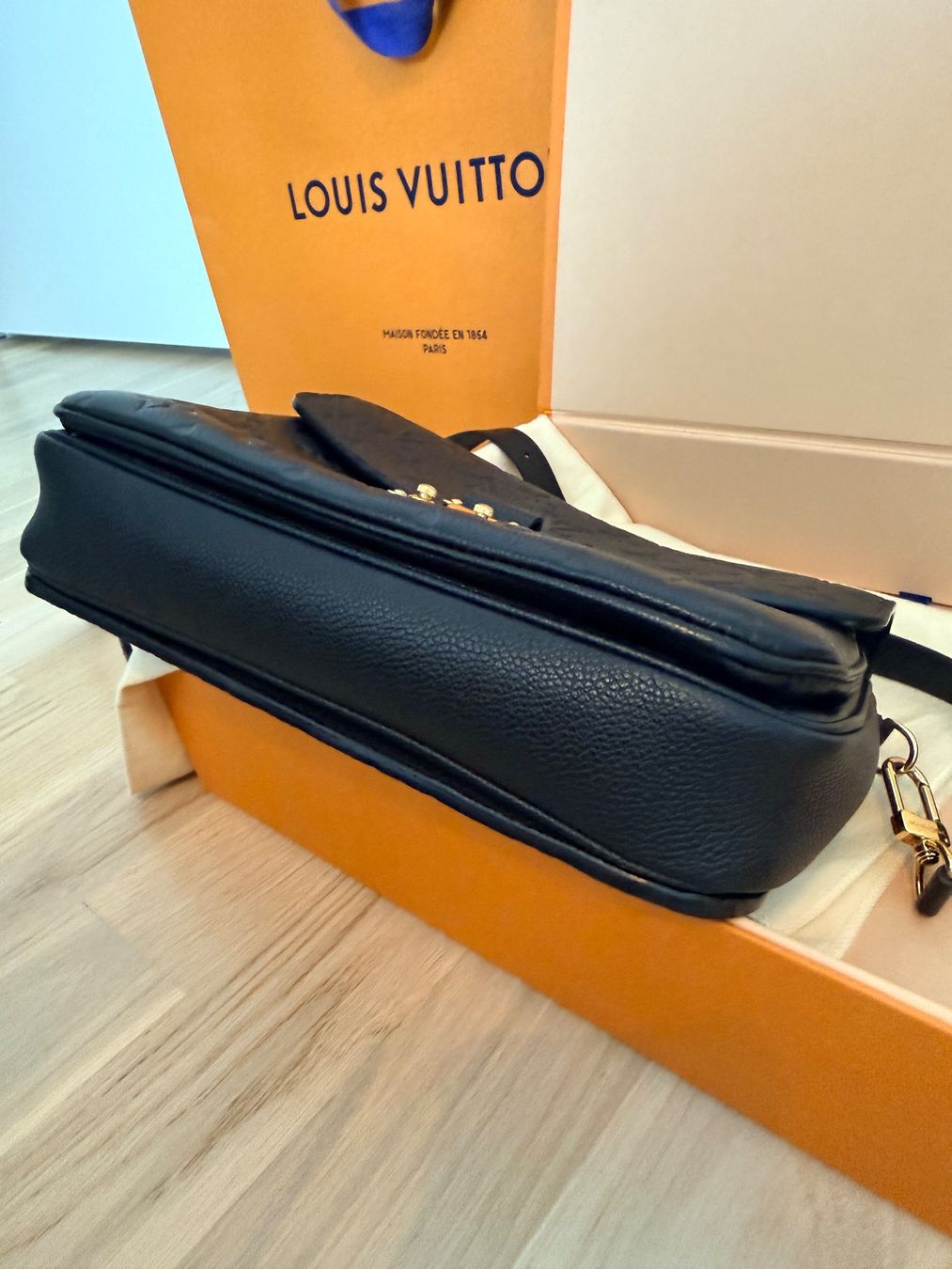 Louis Vuitton Taschen für Damen: Louis Vuitton Métis – Gebraucht aus Cheseaux-sur-Lausanne von maymay2612 3