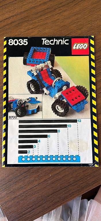 Baukästen: Lego Technic Anleitung 8035 – Gebraucht aus Zürich von Voerny
