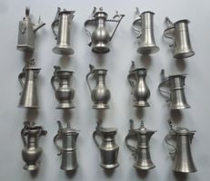Grosse Sammlung von kleinen Zinn Krügen - Total 15 Stück.