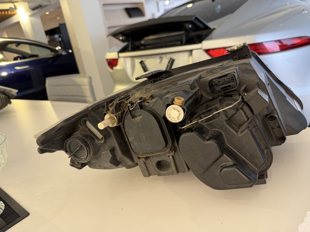 BMW Fari: 3er BMW led Scheinwerfer  – Usato da Dübendorf venduto da erd_2q6q 2