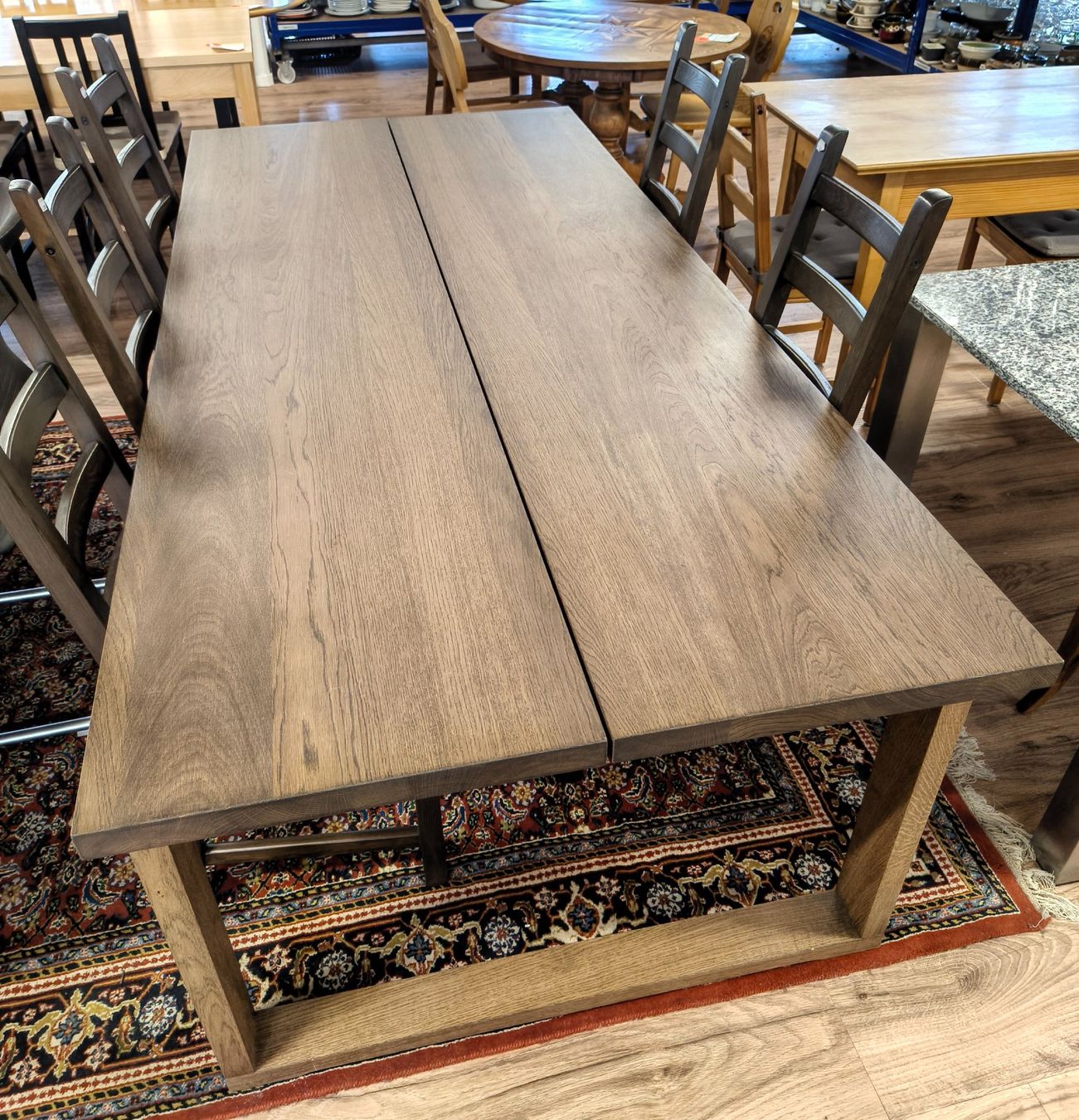 Tavoli: Massiver Esstisch aus Holz – Usato da Basel venduto da bk_brockibasel 1