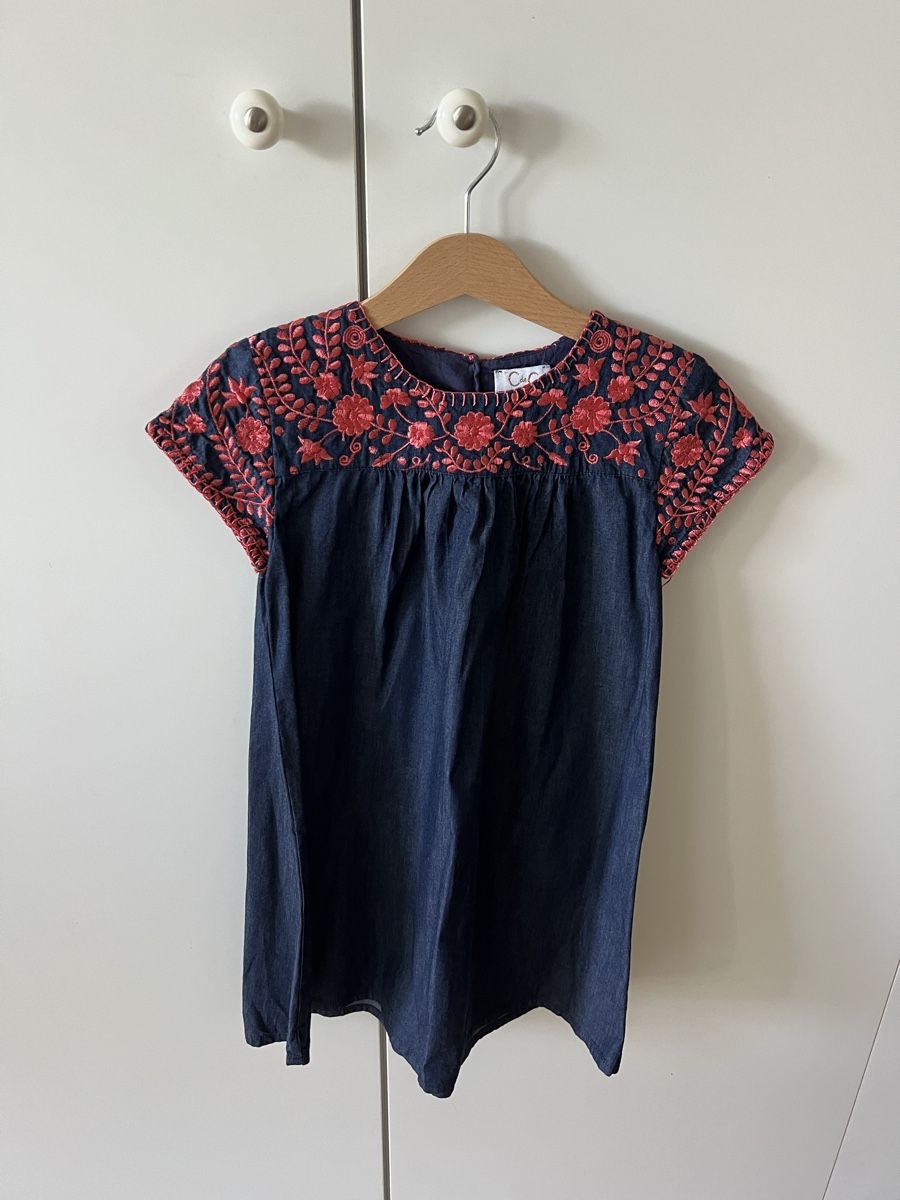 Vestiti & Gonne: C de C Kleid Größe 6 Jahre – Usato da Inwil venduto da Karenstone