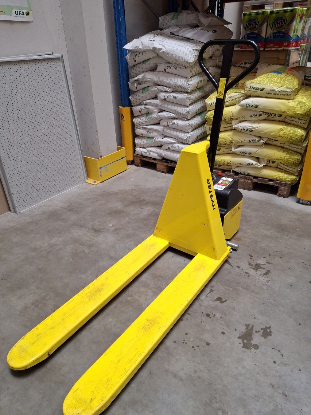 Carrelli elevatori e a forche: Scheren-Hubwagen – Usato da Walde AG venduto da franzine 3
