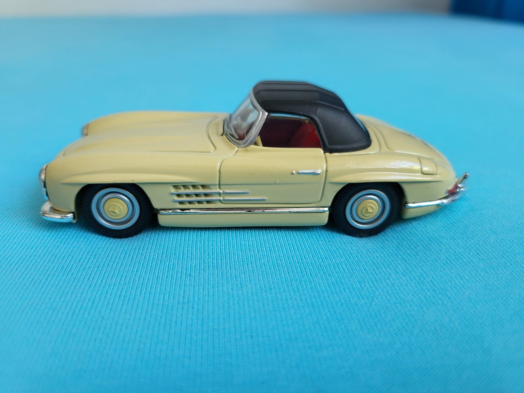 Mercedes-Benz Modellini d'auto: Mercedes 300 SL mit Soft Top – Nuovo (secondo la descrizione) da Glattbrugg venduto da PhilKrill 1