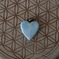 Pendentif Coeur en Larimar, 2 x 2 cm, envoi compris 