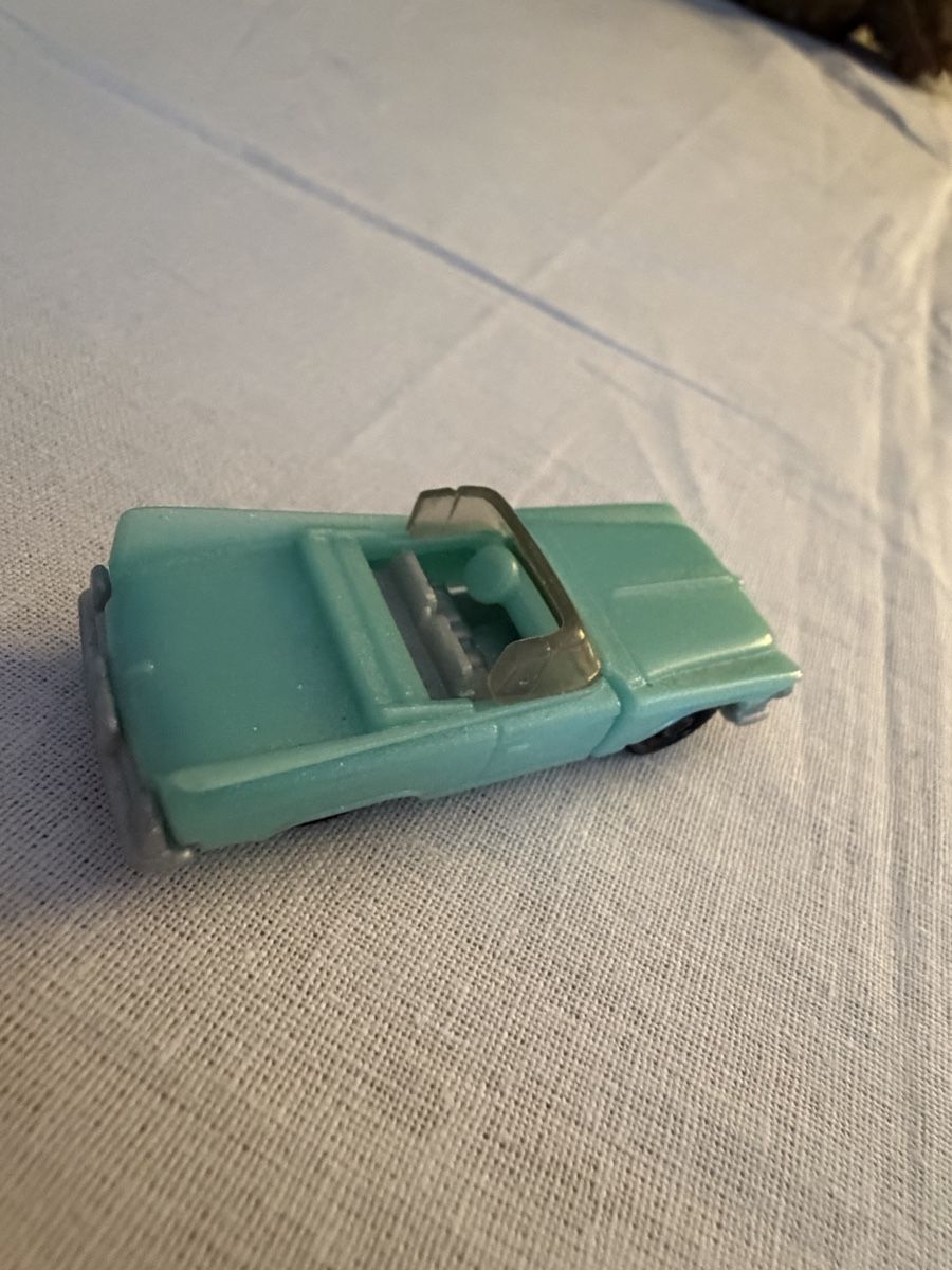Statuette: Ü-Ei Cadillac ohne Beipackzettel – Nuovo (secondo la descrizione) da Unterkulm venduto da Onefrog 5