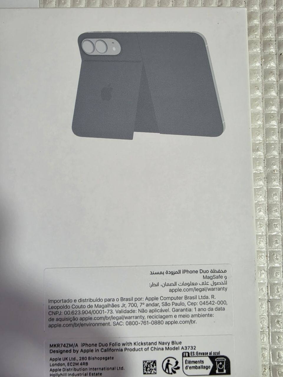 Apple Covers & Schutzfolien: iPhone Duo, folio avec support et MagSafe – Neu und originalverpackt aus Reconvilier von MARCLAT 5