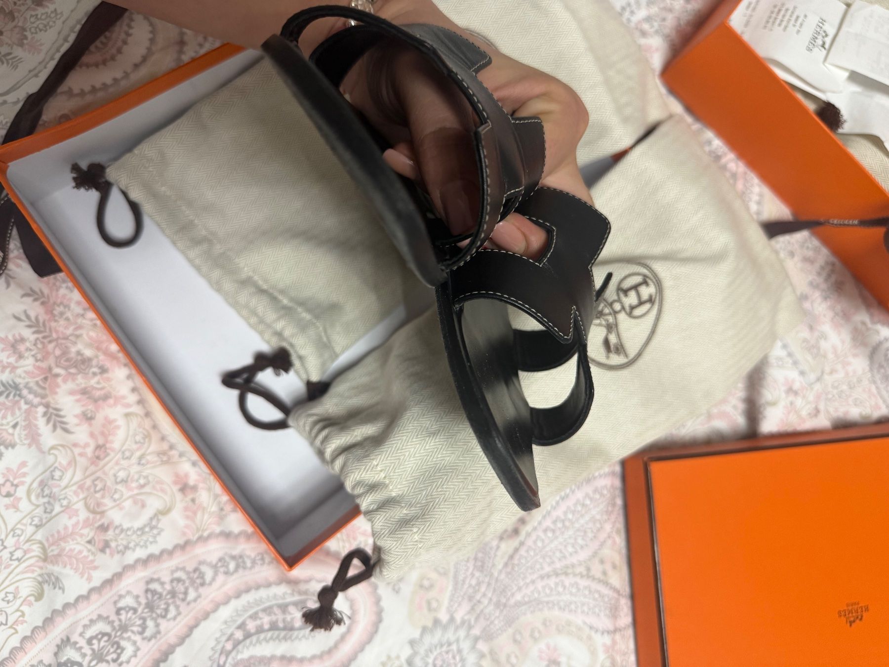 Hermès Chaussures femmes: Hermes Oran 39.5 – D'occasion à St-leonard par Lilliii 3