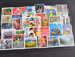 30 neuere Schweizer Briefmarken. Gestempelt.  B1106SCH