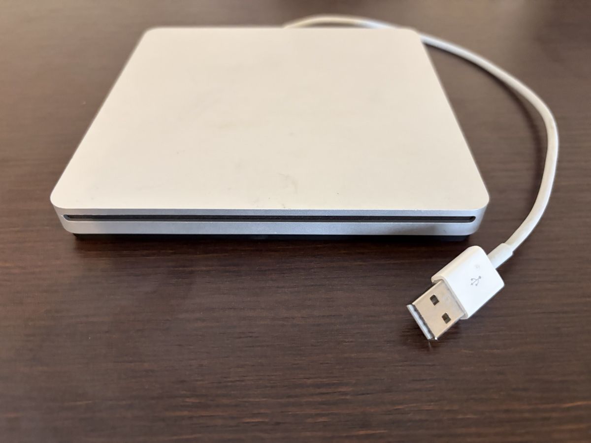 Apple Lettore multimediale & Streamer: Apple USB SuperDrive - externes DVD/CD Laufwerk – Usato da Lenzburg venduto da Can.Dogan 1