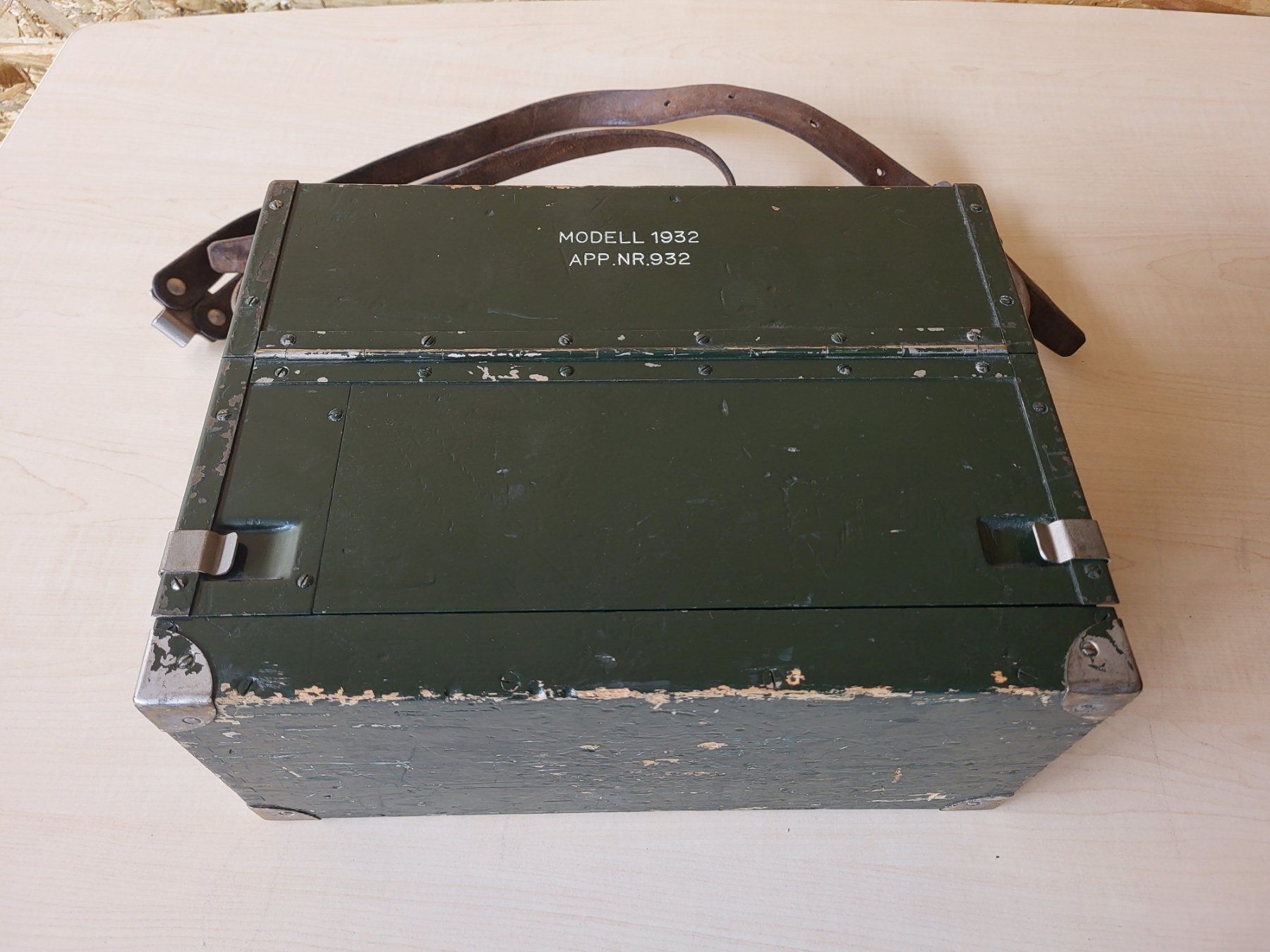 Telefoni: Feldtelefon 1932 Schweizer Armee – Usato da Brügg BE venduto da POU-BELLE 5