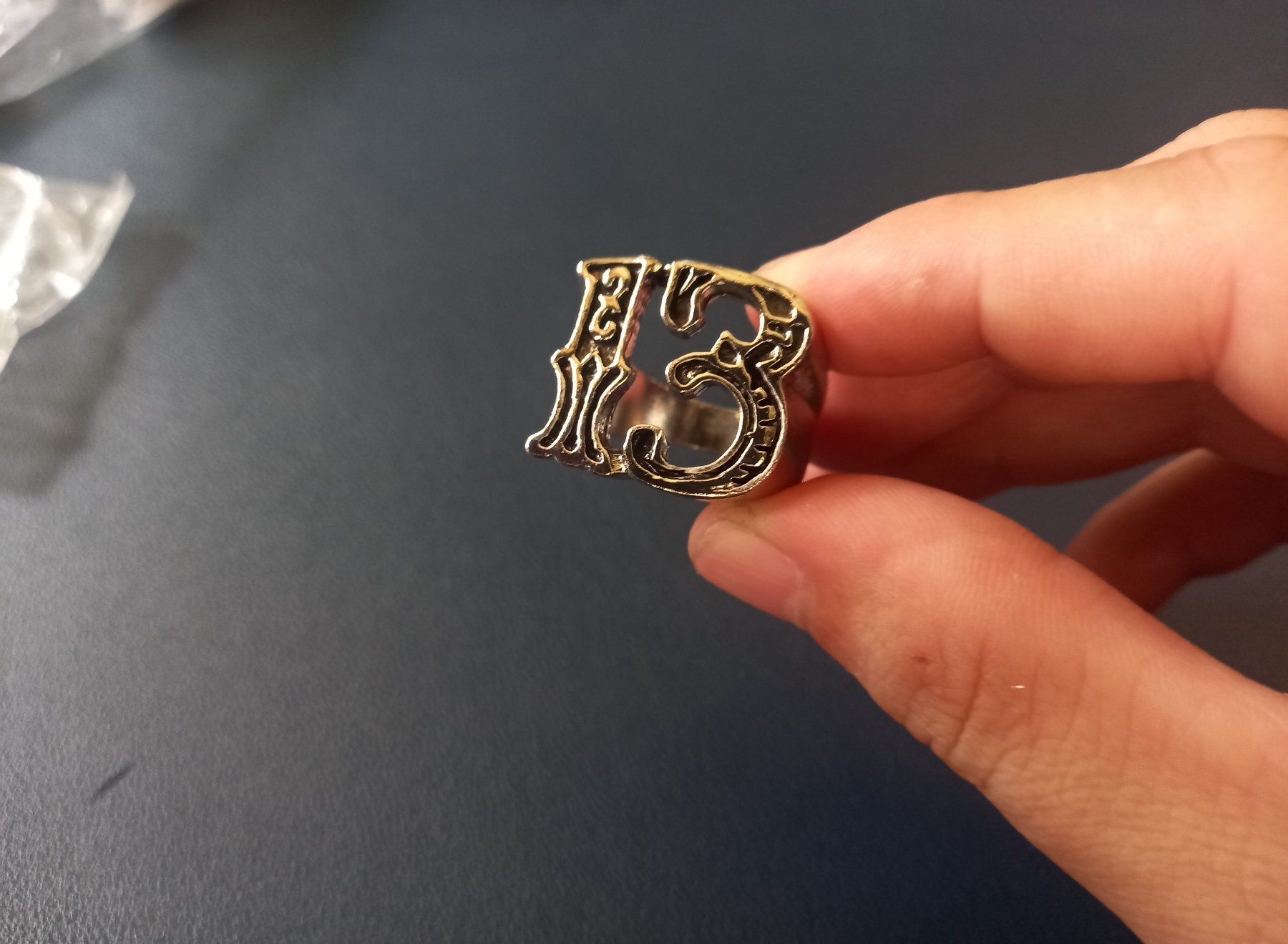 Ringe: Ring Glücksbringer Nummer 13 Poker - GR12 - Bague numéro 13 – Neu und originalverpackt aus Bussigny von NATURALO