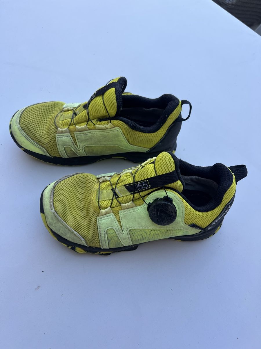 Adidas Chaussures garçon: Adidas Terrex Trekkingschuhe Gr. 32 – D'occasion à Heiligkreuz (Mels) par fodo 1