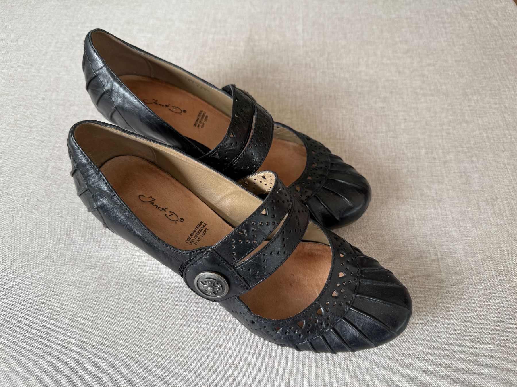 Scarpe da donna: Schwarze Halbschuhe von Janet D. – Usato da Rheinfelden venduto da Brise8 1