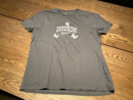 Nike T-Shirt grau mit Schmetterlingen Gr. L