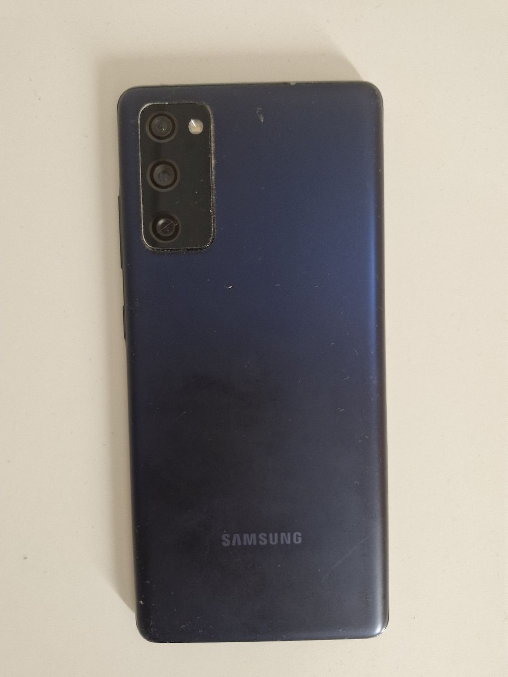 Samsung Telefoni cellulari / Smartphones: Samsung S20FE 128GB – Usato da Stadel venduto da Dominic_8174 1