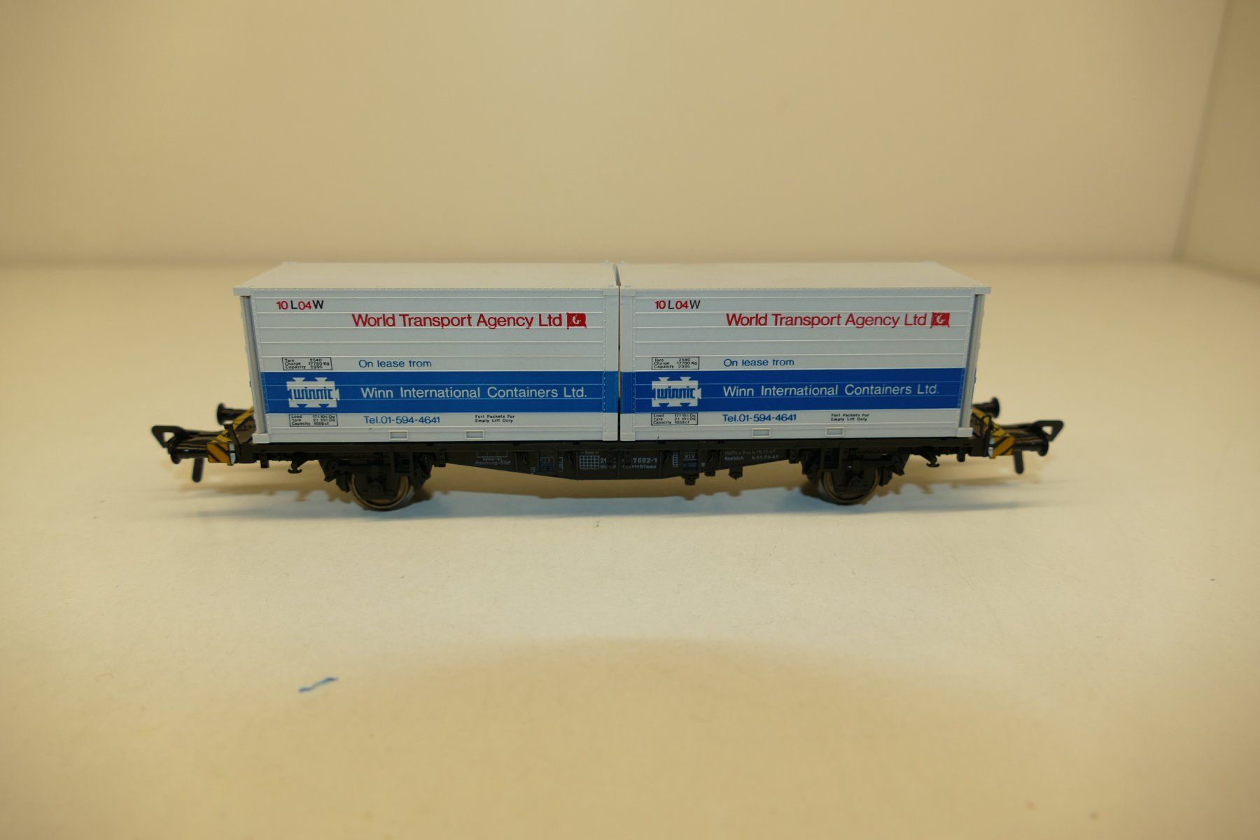 Fleischmann Modellini di ferrovie: Fleischmann H0: Containertragwagen "World Transport" – Nuovo e nell'imballaggio originale da Niederhasli venduto da rail-duerst 2
