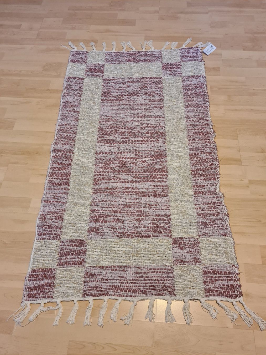 Tappeti: Teppich, Bettvorleger, 70x135 cm 2-seitig – Nuovo e nell'imballaggio originale da Bremgarten AG venduto da Deseodec