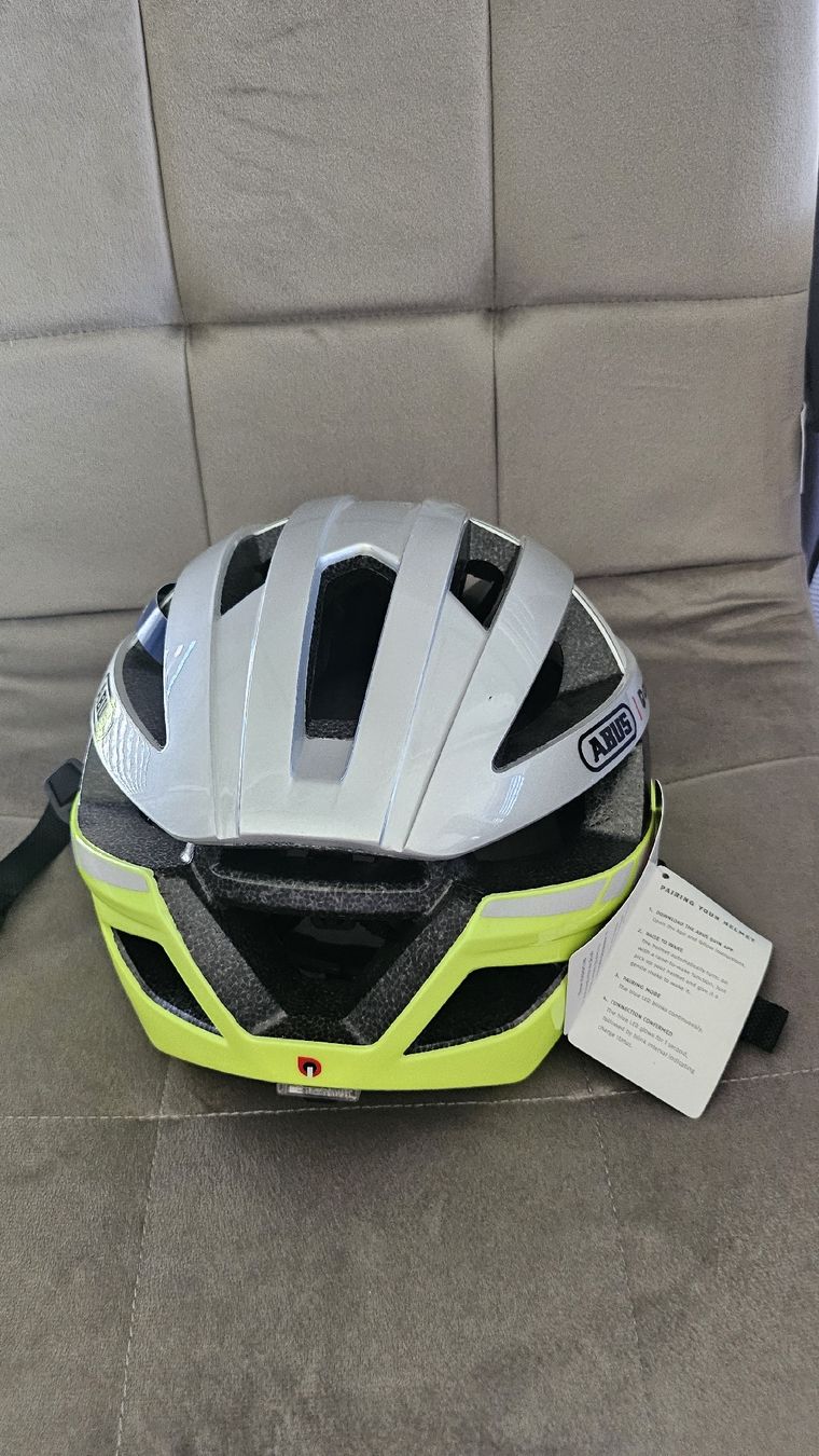 Abus Caschi: Abus Viantor Quin helmet with crash detection – Nuovo e nell'imballaggio originale da Glattpark(Opfikon) venduto da aiz_8pqg 3
