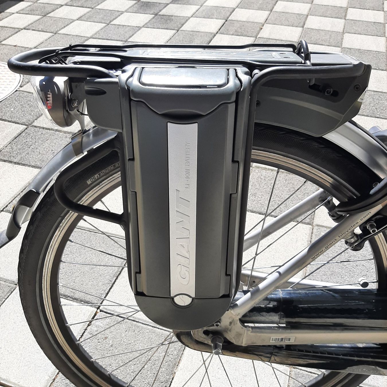 Giant Velos: E-City Bike – Gebraucht aus Bellach von Mechlisser 3