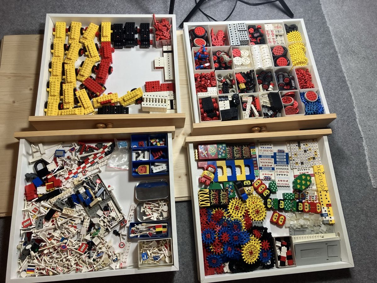 Lego Kit di costruzioni: Lego Raritäten – Usato da Luzern venduto da windundsichtschutz
