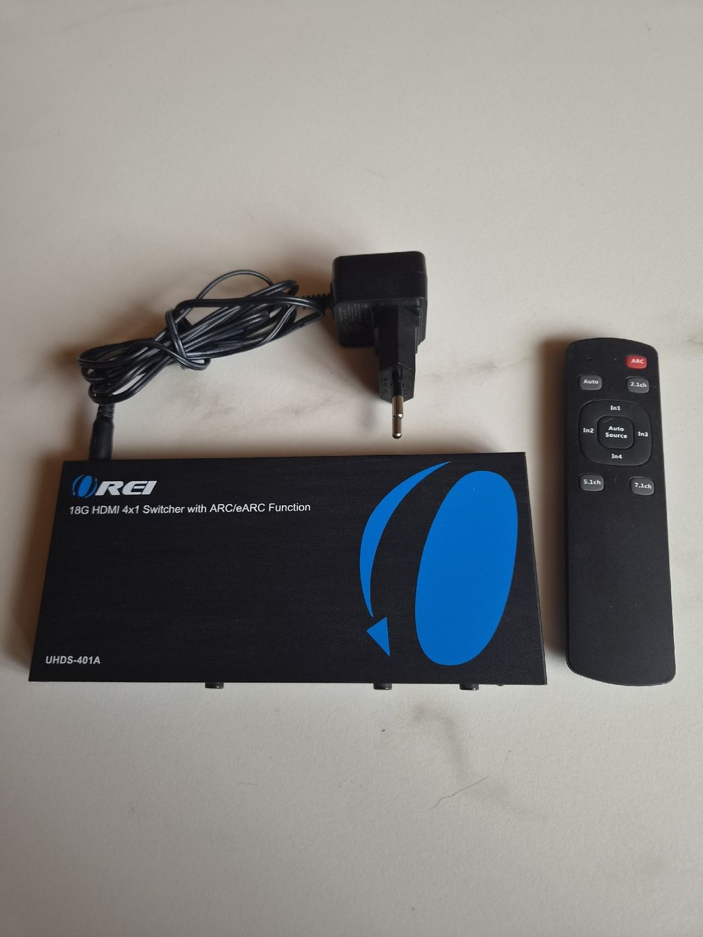 Convertitori: OREI UHDS-401A HDMI Switch mit ARC/eARC Audio-Extraktor – Usato da Diemerswil venduto da 3053