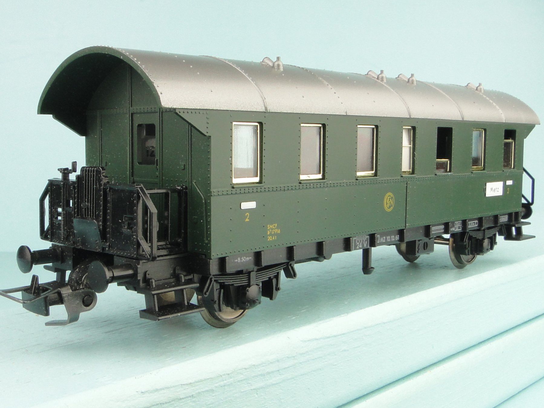 Fleischmann Modellini di ferrovie: Fleischmann H0 Länderbahn  Wagen / Märklin Kupplung – Usato da Bülach venduto da cann11