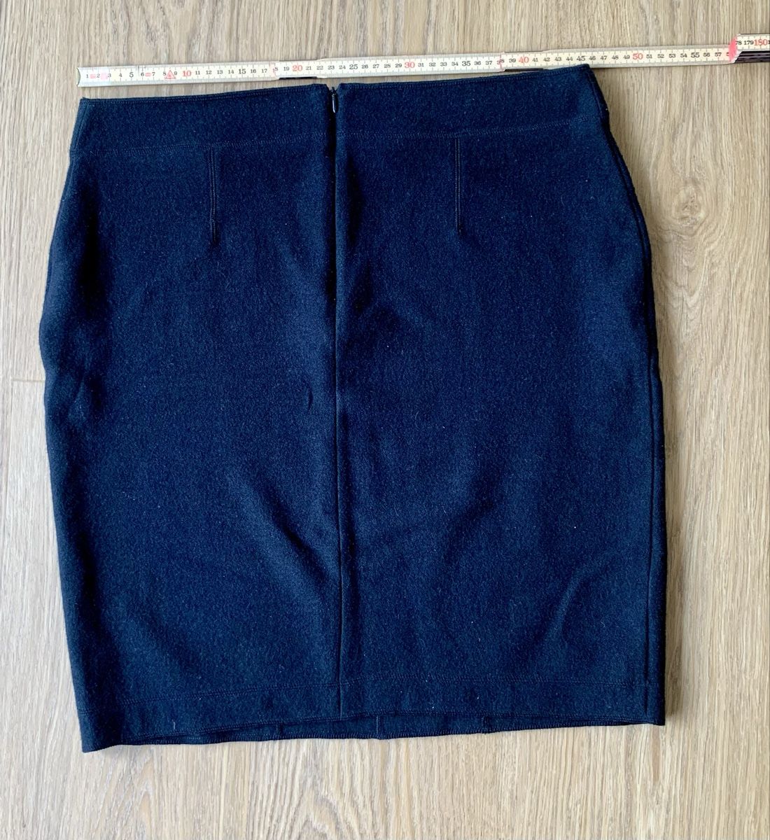 Taifun Gonne: Jupe TAIFUN noire, taille 44 – Usato da Port venduto da granitod 2