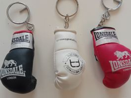 3 für 1 Boxhandschuhe Auto Schlüsselanhänger Lonsdale NEU %%